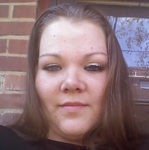 Jennifer Ewing Photo 24