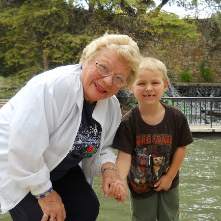 Marlene Moore Photo 14