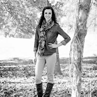 Sarah Settle Photo 24