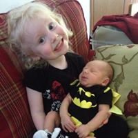 Angela Ernst Photo 32