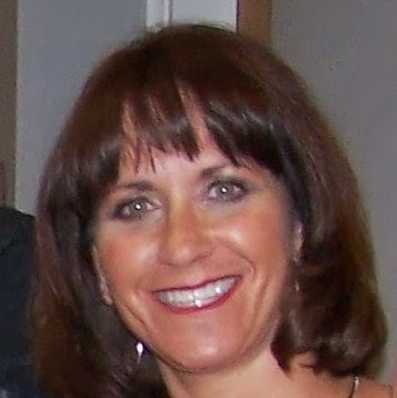 Lori Oliver Photo 40