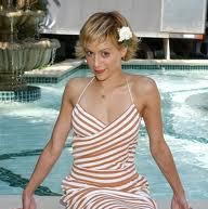 Joyce Dixon Photo 13