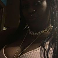 Victoria Robinson Photo 16