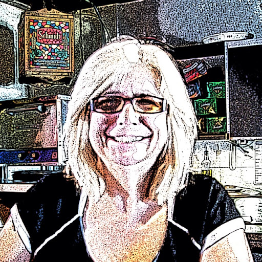 Shari Edwards Photo 9