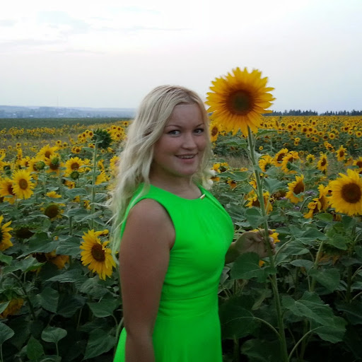 Elena Aksenova Photo 4