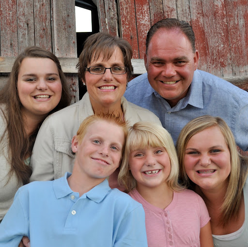 Kerri Williams Photo 12