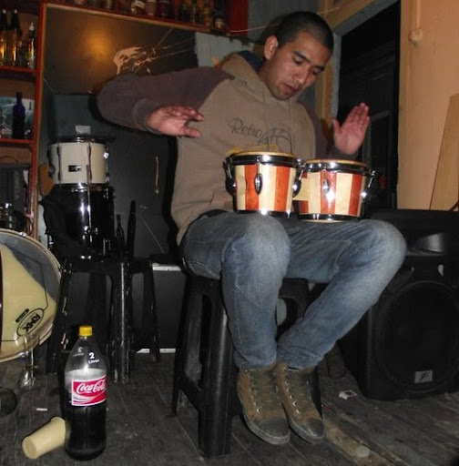 Roberto Gonzales Photo 35