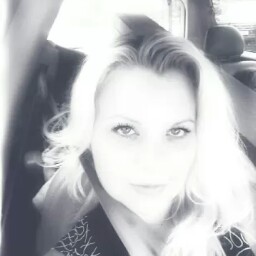 Kimberly Carroll Photo 13
