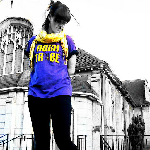 Amy Squires Photo 14