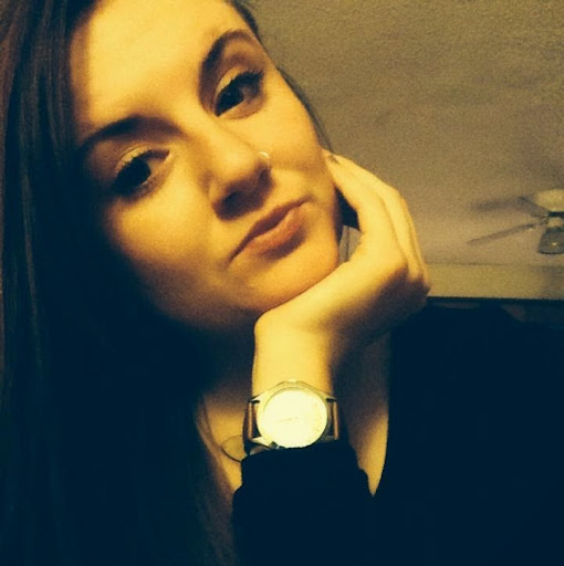 Julie Pickett Photo 16