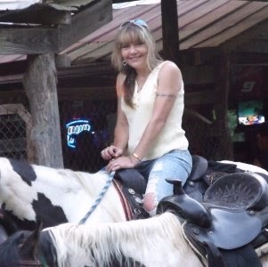 Cindy Kirby Photo 37