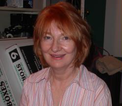 Sandra Watkins Photo 35