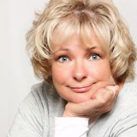 Susan Creighton Photo 7