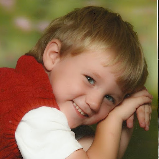 Stephanie Beatty Photo 12