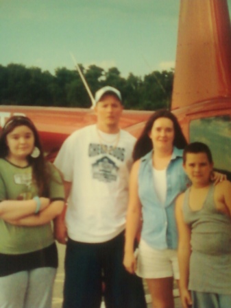 Kelly Starkey Photo 13