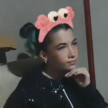 Michelle Reis Photo 6