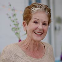 Carol Nicholson Photo 31