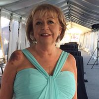 Christine Egan Photo 28