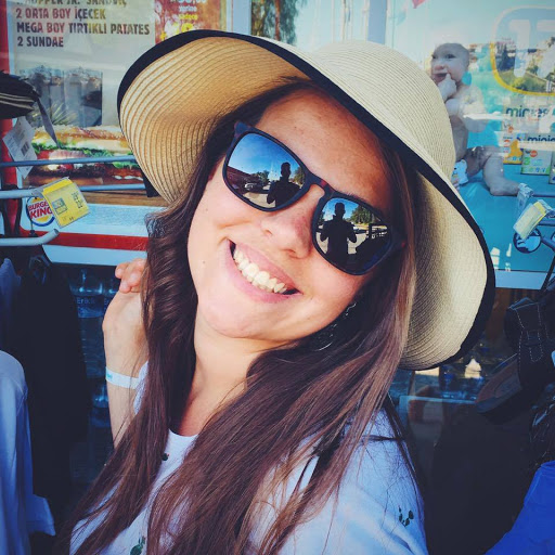 Stephanie Petit Photo 3