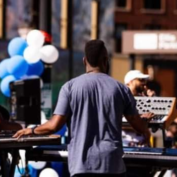 Rodney Rhodes Photo 21