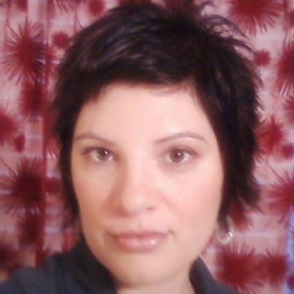 Natalie Hart Photo 32
