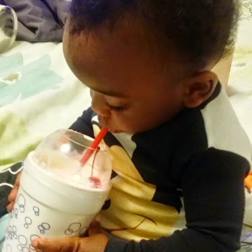 Tracey Holland Photo 15