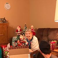 Lori Reuter Photo 12