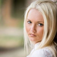 Candice Ryan Photo 9