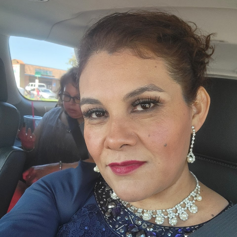 Rosa Castaneda Photo 18