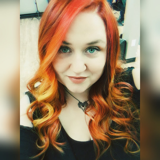 Courtney Singleton Photo 14