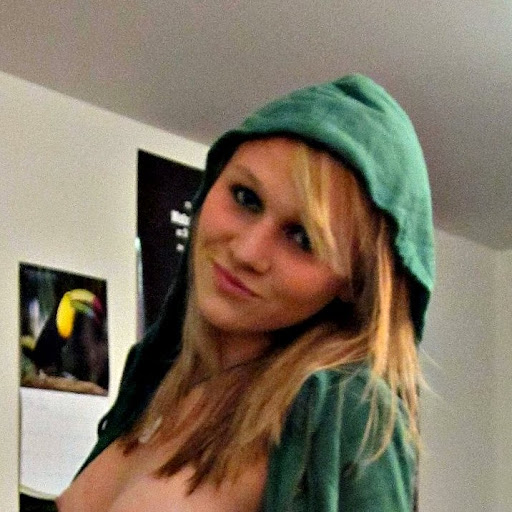 Sandra Hauser Photo 8