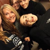 Sandra Willoughby Photo 20