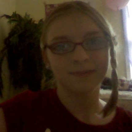 Julia Engle Photo 9