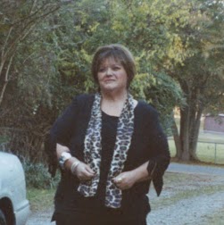 Claudia Knight Photo 10