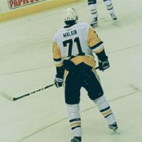 Laurie Steele Photo 36