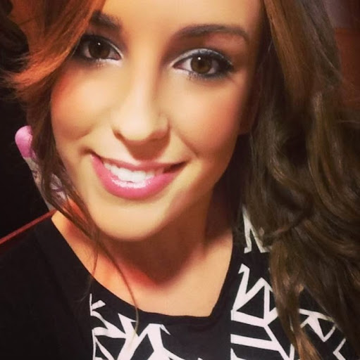 Ruth Fernandez Photo 37