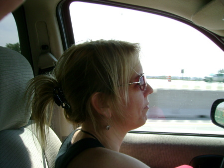 Belinda Baker Photo 25