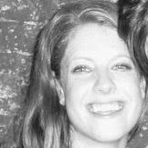 Kelly Vernon Photo 3