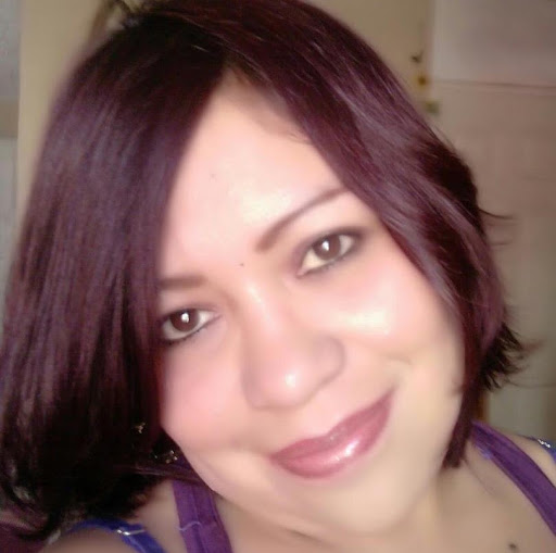 Julia Morales Photo 43
