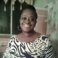 Stephanie Graves Photo 40