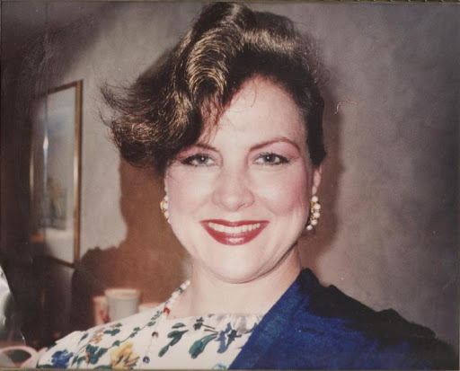 Christine Robinson Photo 22