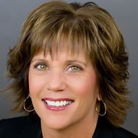 Julie Calder Photo 8