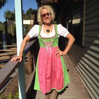 Annie Lowe Photo 19 Annie Lowe Photo 19