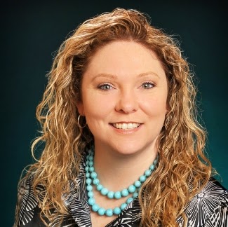 Stephanie Davidson Photo 35