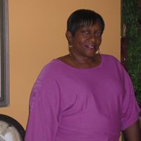 Beverly Taylor Photo 12