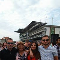 Linda Winslow Photo 15