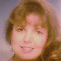 Pamela Marshall Photo 16