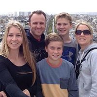 Rachel Tooley Photo 8