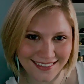 Sarah Watson Photo 49