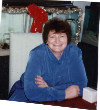 Sandra Dye Photo 10